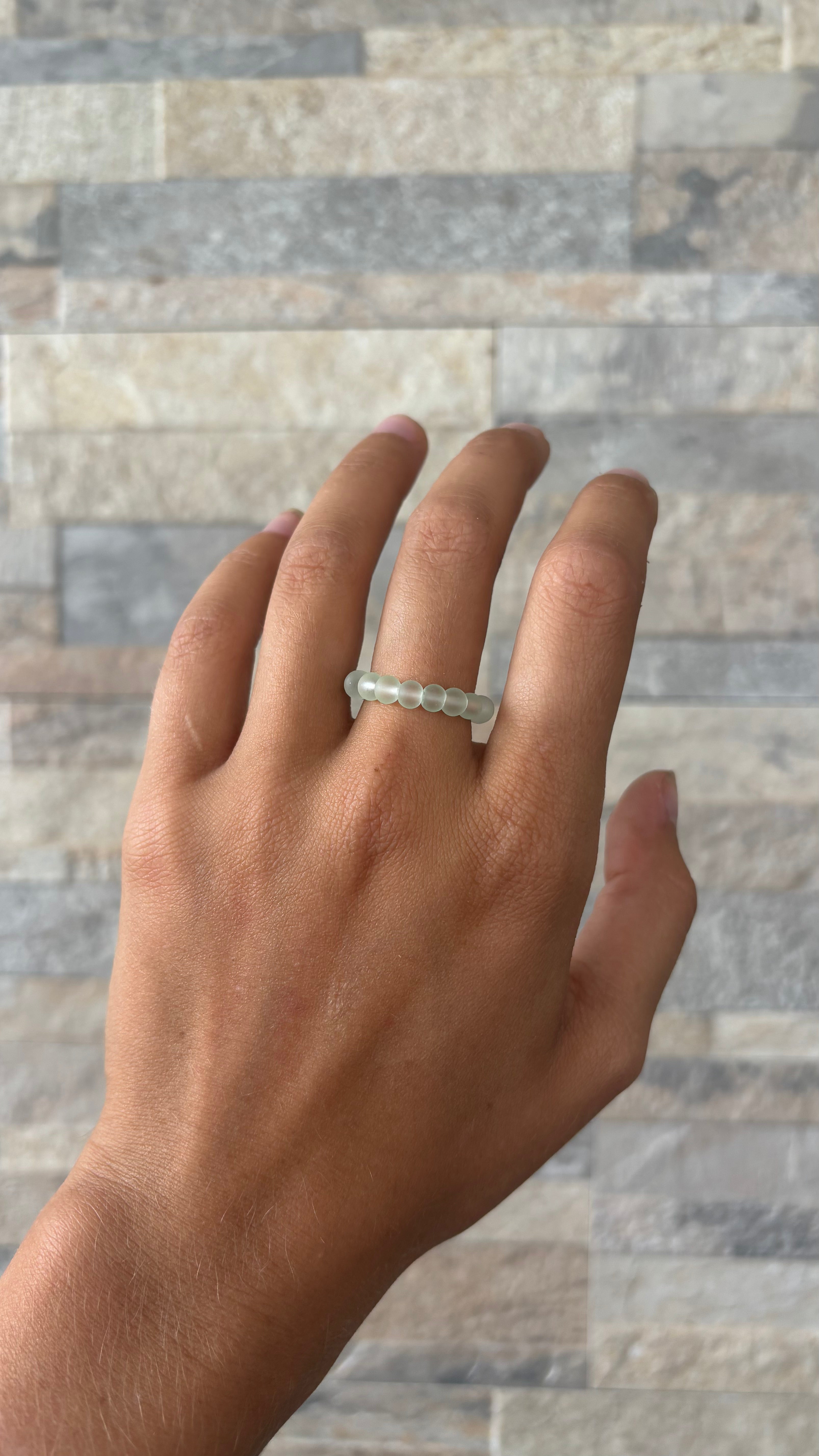 Sea glass stretchy ring