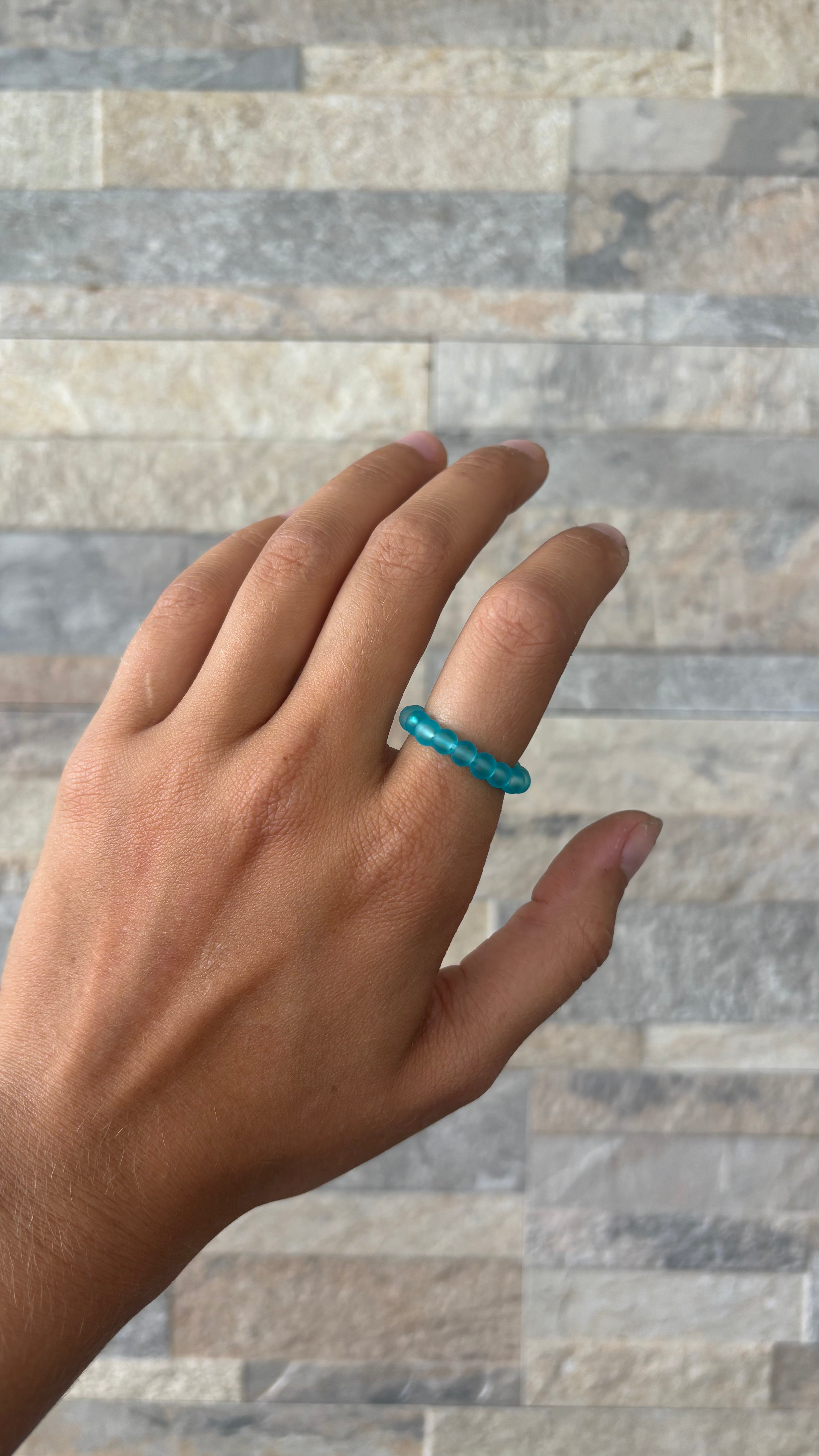Sea glass stretchy ring